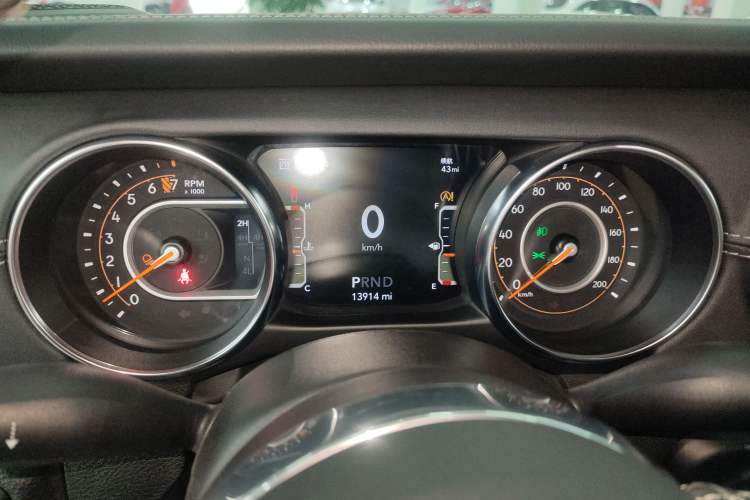 Used Jeep Gladiator 2022 3.6L Pioneer Edition Instrument Cluster