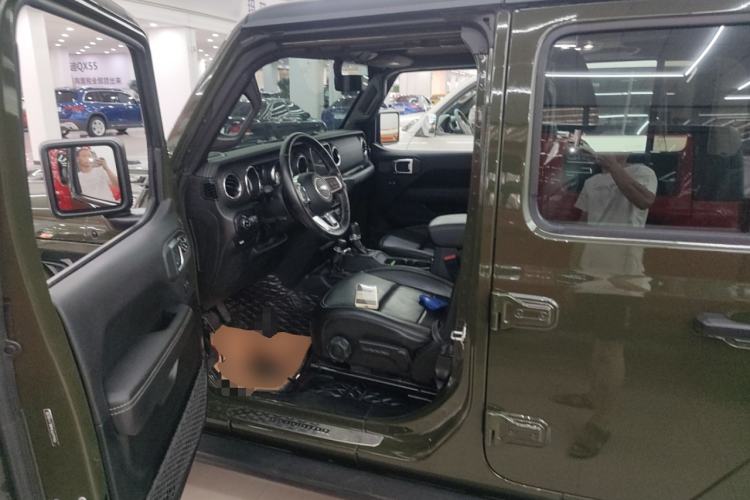 Used Jeep Gladiator 2022 3.6L Pioneer Edition Left Front Seat
