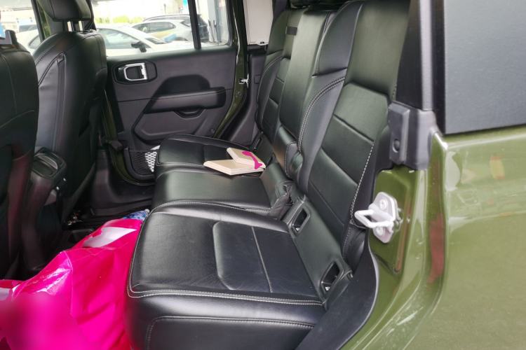 Used Jeep Gladiator 2022 3.6L Pioneer Edition Left Rear Seat
