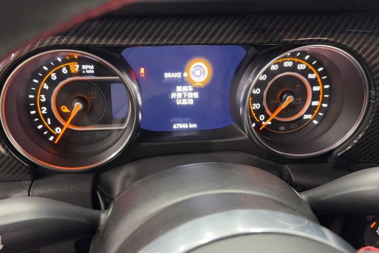 Used Jeep Gladiator 2022 3.6L Pioneer Edition Odometer Close Up