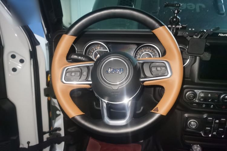 Used Jeep Gladiator 2022 3.6L Pioneer Edition Steering Wheel