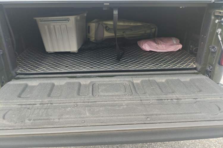 Used Jeep Gladiator 2022 3.6L Pioneer Edition Trunk