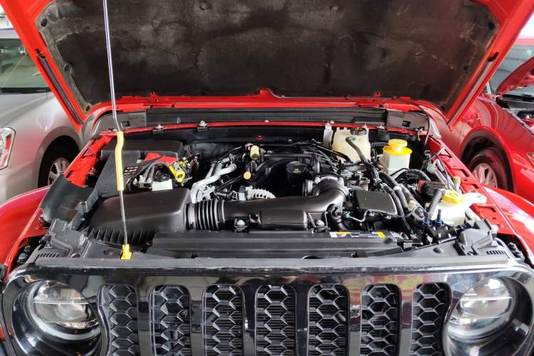 Used Jeep Gladiator 2022 3.6L Pioneer Edition Engine Bay