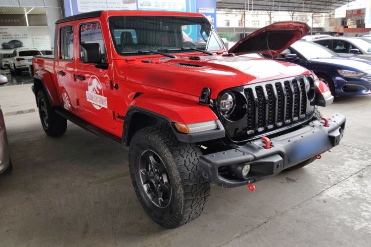 Used Jeep Gladiator 2022 3.6L Pioneer Edition Front Right 45 Deg