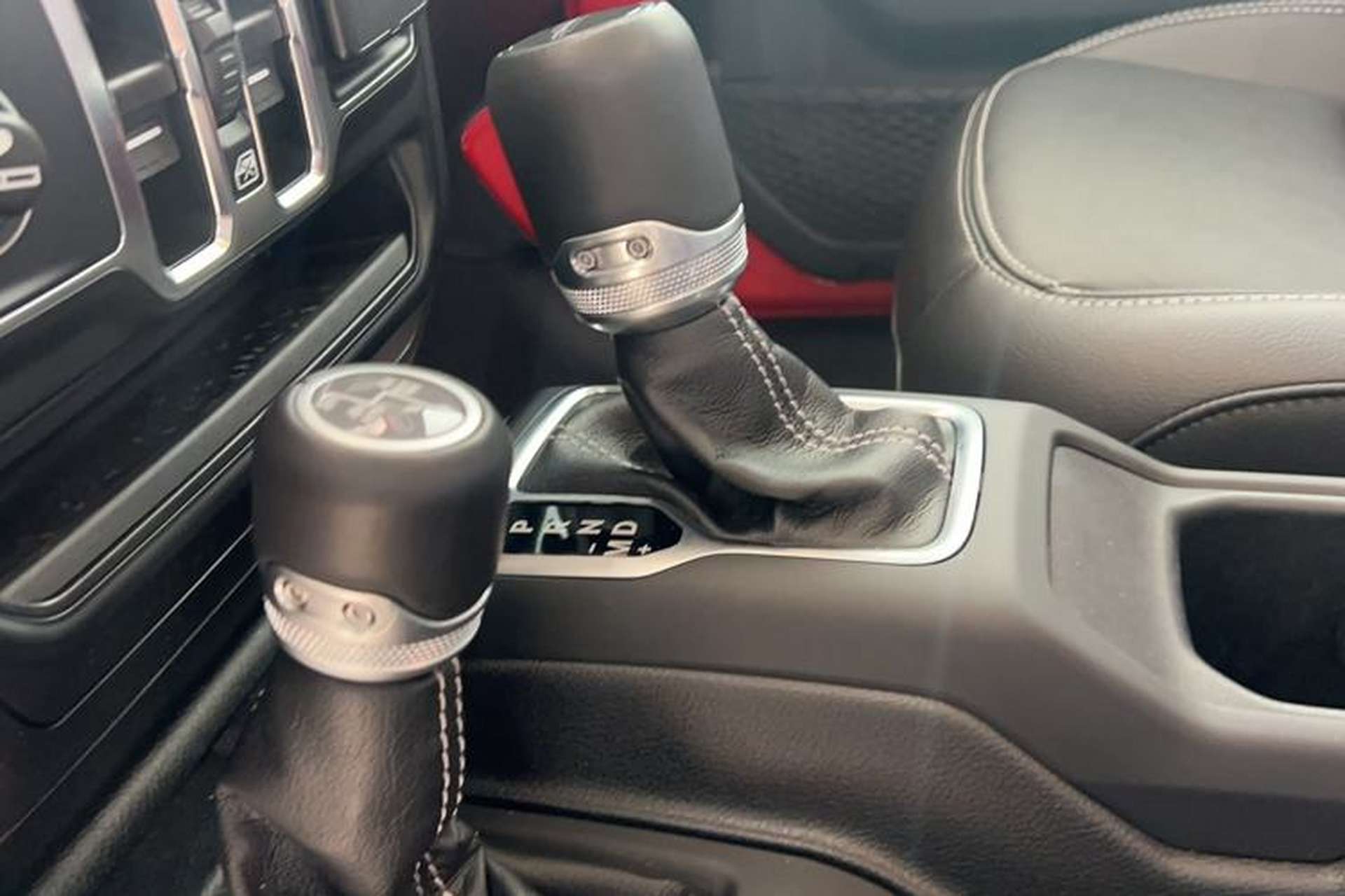 Used Jeep Gladiator 2022 3.6L Pioneer Edition Gear Lever