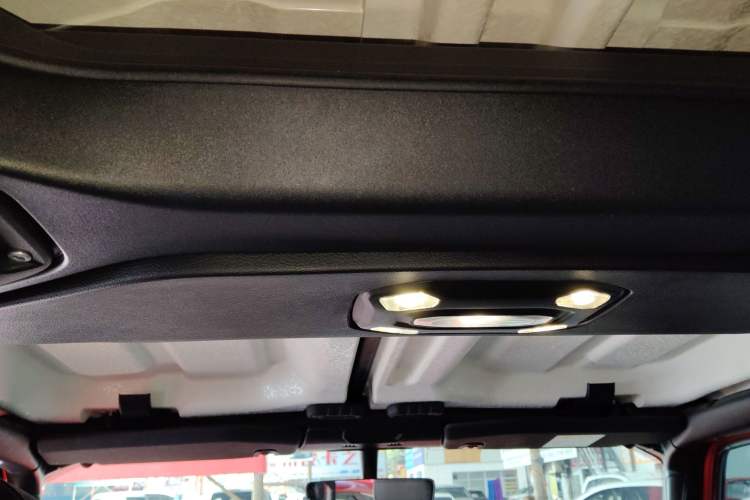 Used Jeep Gladiator 2022 3.6L Pioneer Edition Headliner