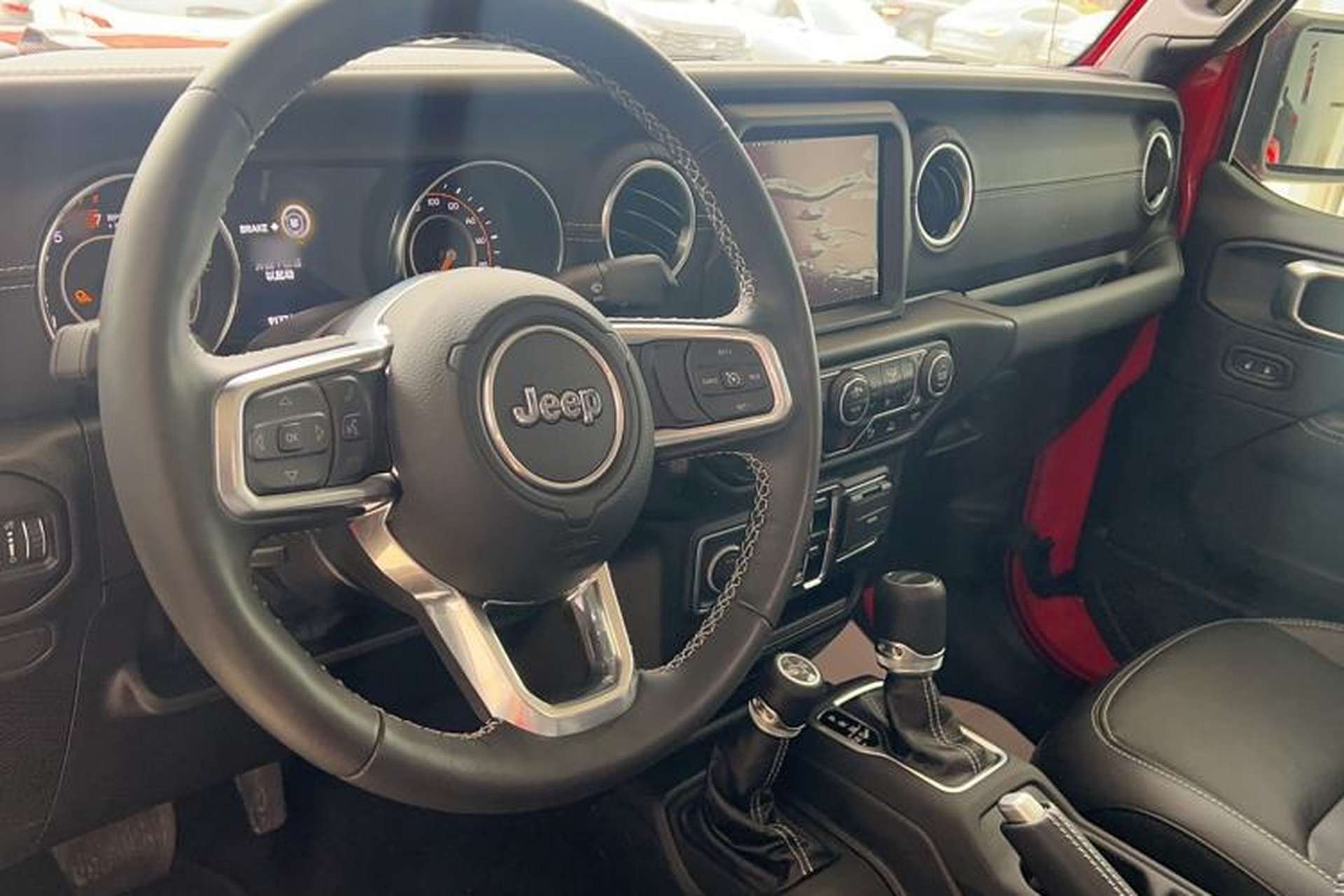 Used Jeep Gladiator 2022 3.6L Pioneer Edition Interior 2