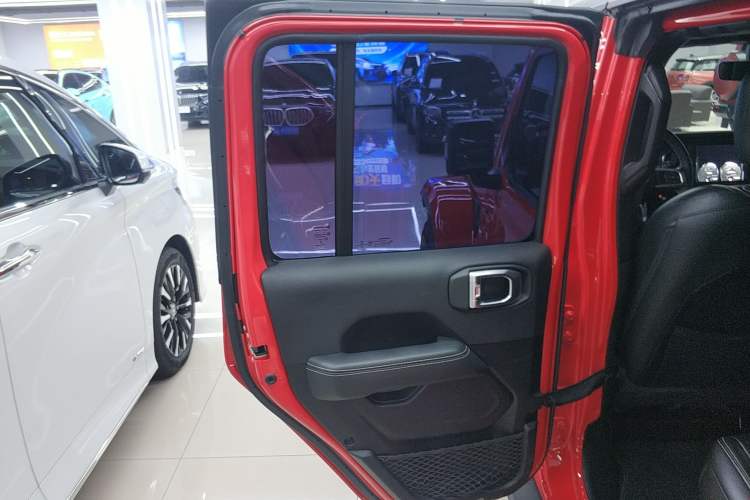 Used Jeep Gladiator 2022 3.6L Pioneer Edition Interior 5