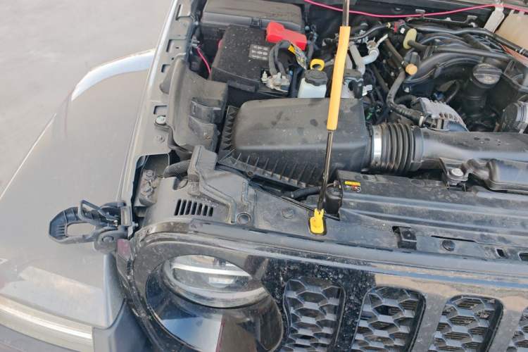 Used Jeep Gladiator 2022 3.6L Pioneer Edition Engine Bay Right