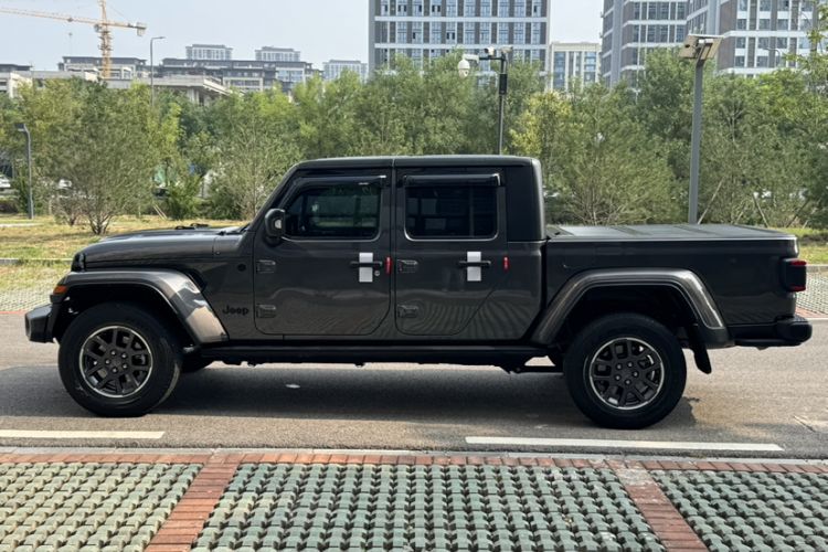 Used Jeep Gladiator 2022 3.6L Pioneer Edition Exterior 4