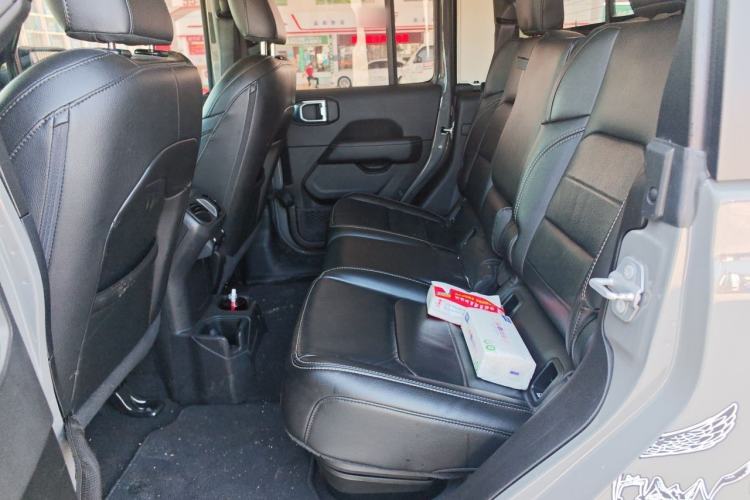 Used Jeep Gladiator 2022 3.6L Pioneer Edition Left Rear Seat