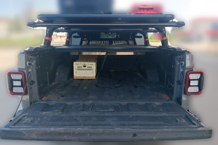 Used Jeep Gladiator 2022 3.6L Pioneer Edition Trunk