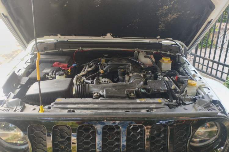 Used Jeep Gladiator 2022 3.6L Pioneer Edition Engine Bay