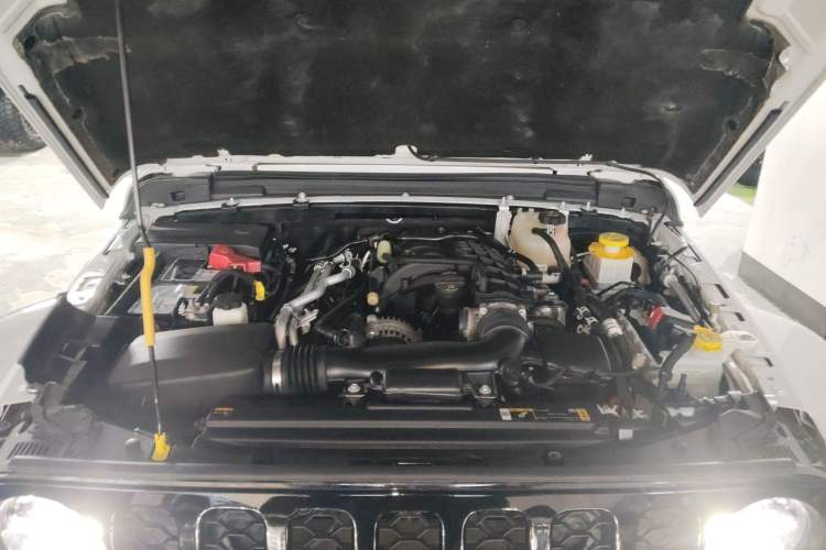 Used Jeep Gladiator 2022 3.6L Pioneer Edition Engine Bay