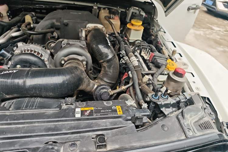 Used Jeep Gladiator 2022 3.6L Pioneer Edition Engine Bay Left