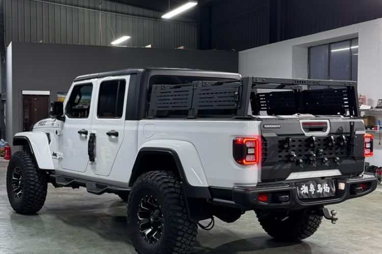 Used Jeep Gladiator 2022 3.6L Pioneer Edition Exterior 6