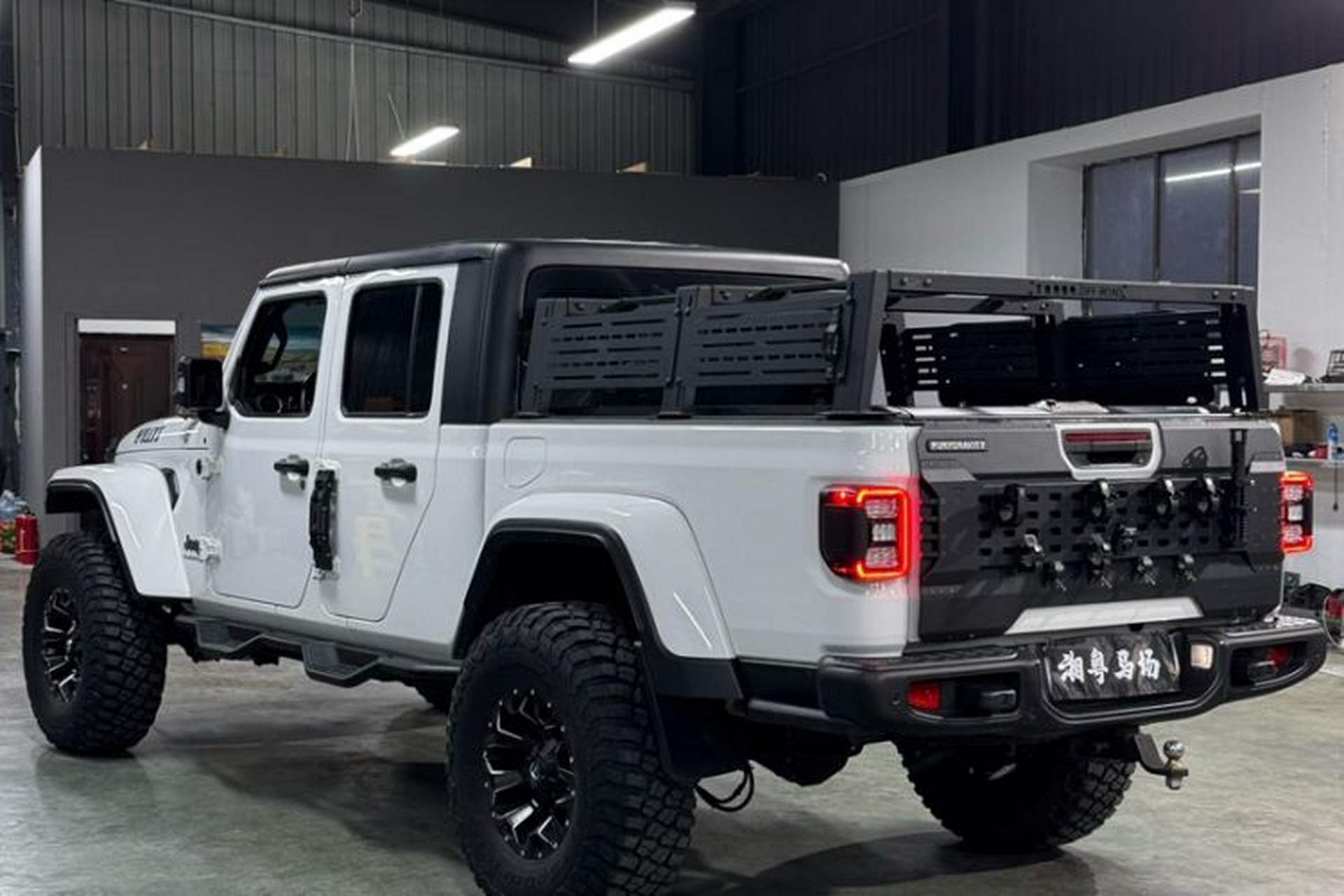 Used Jeep Gladiator 2022 3.6L Pioneer Edition Exterior 6