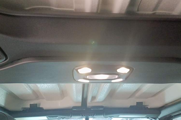 Used Jeep Gladiator  Headliner