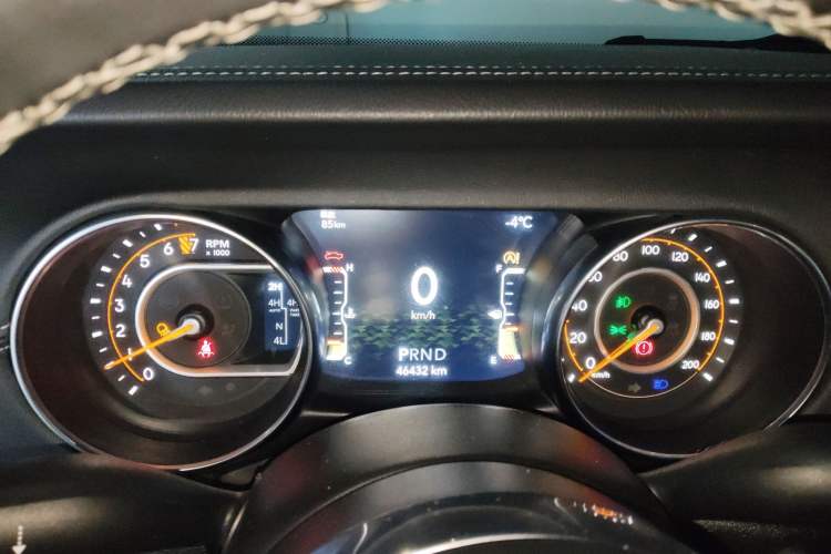 Used Jeep Gladiator 2022 3.6L Pioneer Edition Instrument Cluster