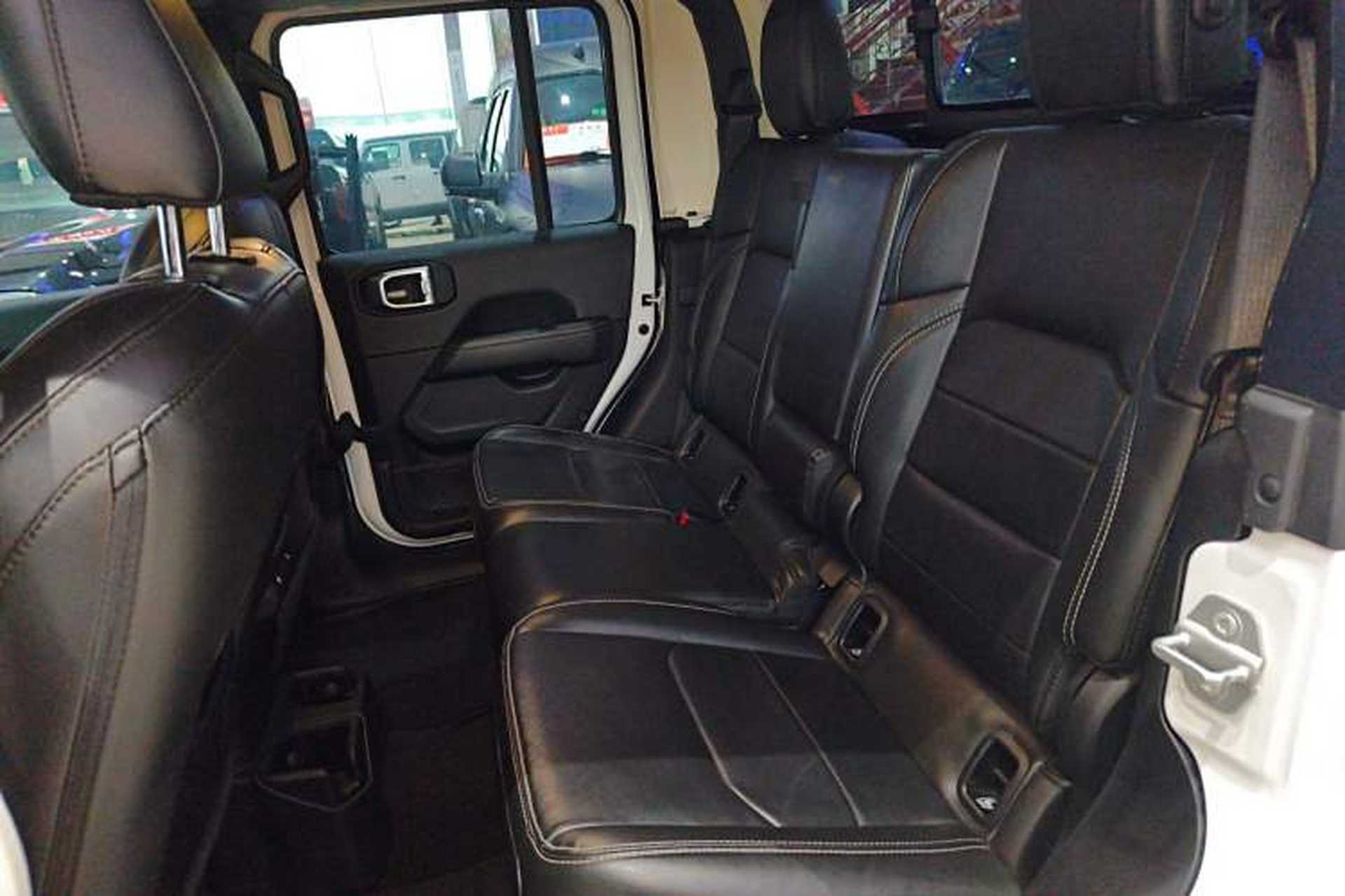 Used Jeep Gladiator 2022 3.6L Pioneer Edition Left Rear Seat