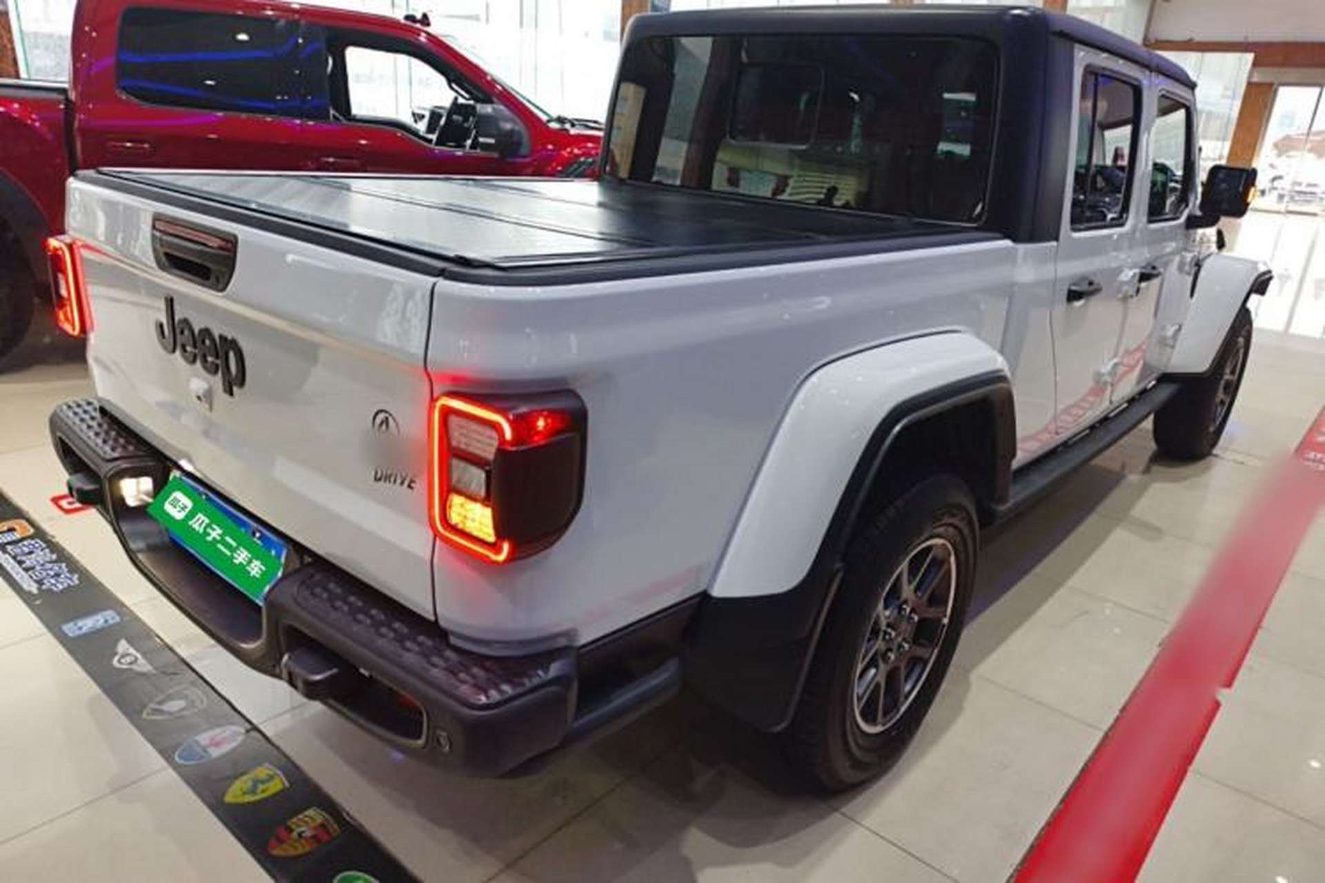 Used Jeep Gladiator 2022 3.6L Pioneer Edition Rear Right 45 Deg