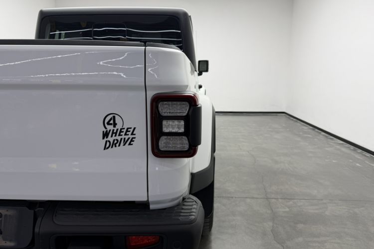 Used Jeep Gladiator 2023 3.6L Overland Exterior 4