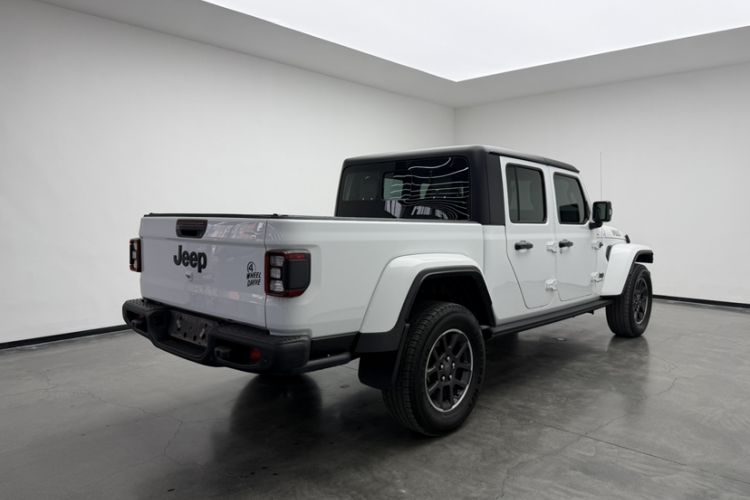 Used Jeep Gladiator 2023 3.6L Overland Exterior 8