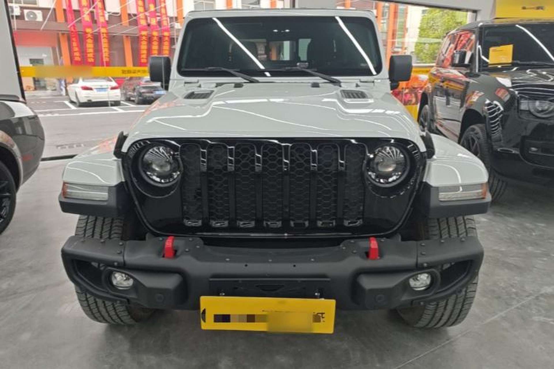 Used Jeep Gladiator 2023 3.6L Overland Front