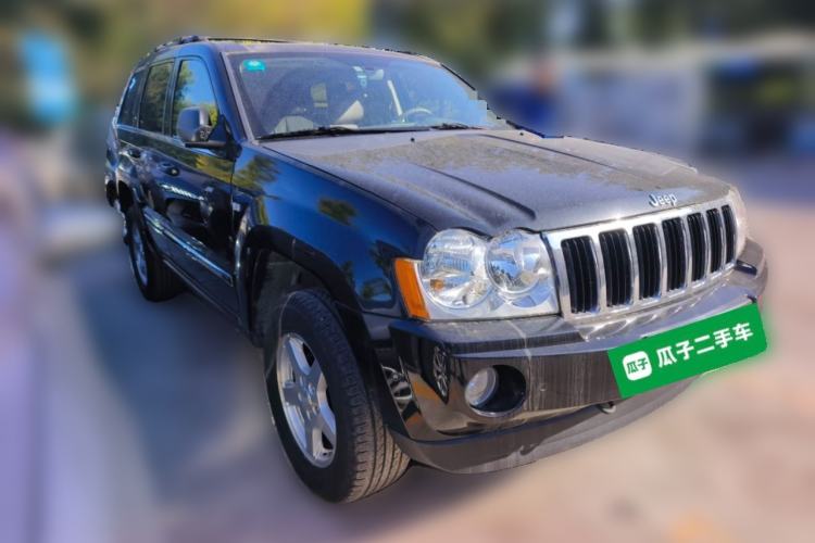 Used Jeep Grand Cherokee 2007 5.7L Front Right 45 Deg