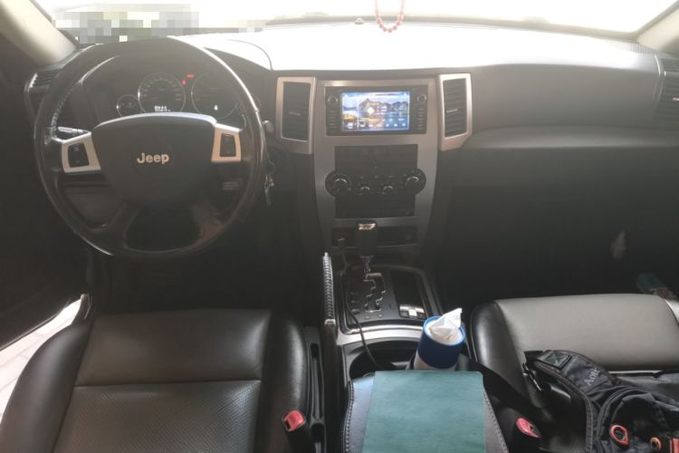 Used Jeep Grand Cherokee 2008 3.7L Center Console