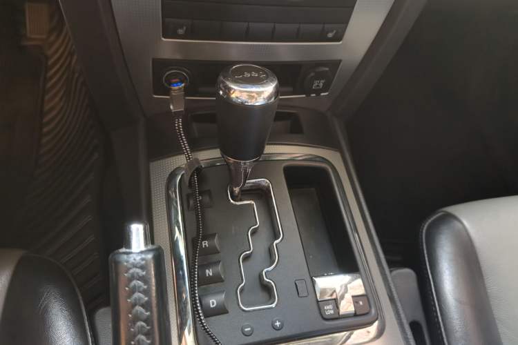 Used Jeep Grand Cherokee 2008 3.7L Gear Lever