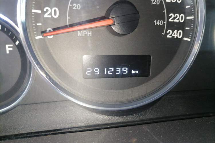 Used Jeep Grand Cherokee 2008 3.7L Odometer Close Up