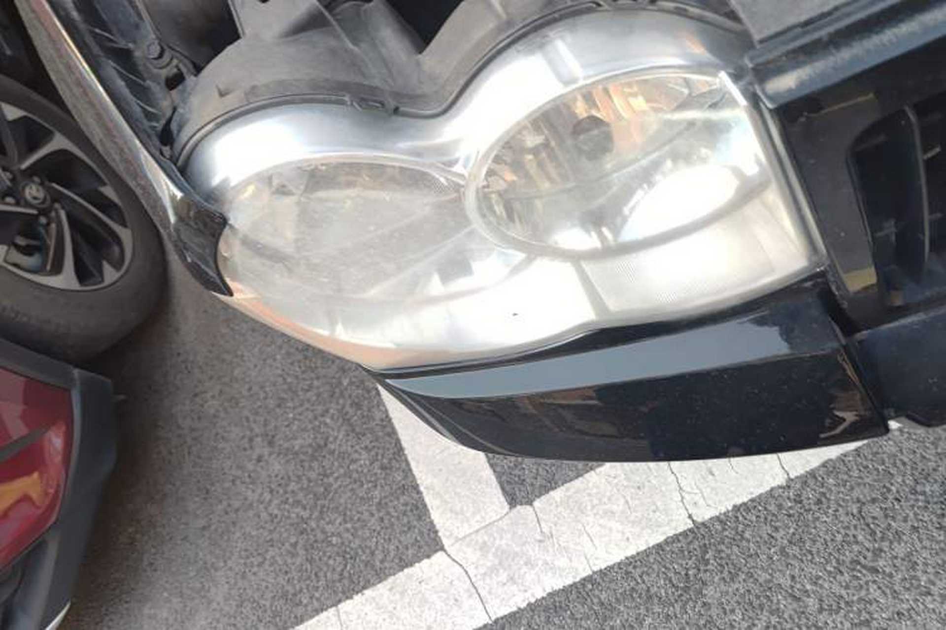 Used Jeep Grand Cherokee 2008 3.7L Right Front Headlight