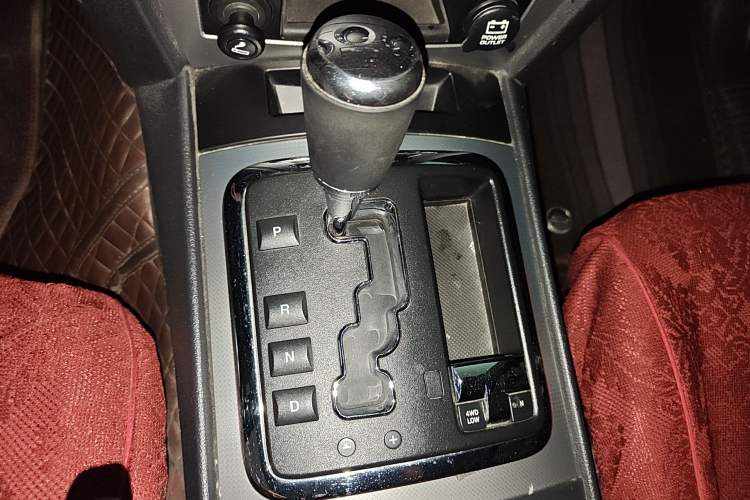 Used Jeep Grand Cherokee 2008 3.7L Gear Lever