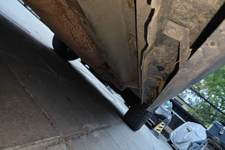 Used Jeep Grand Cherokee 2010 3.7L Chassis Rear Right