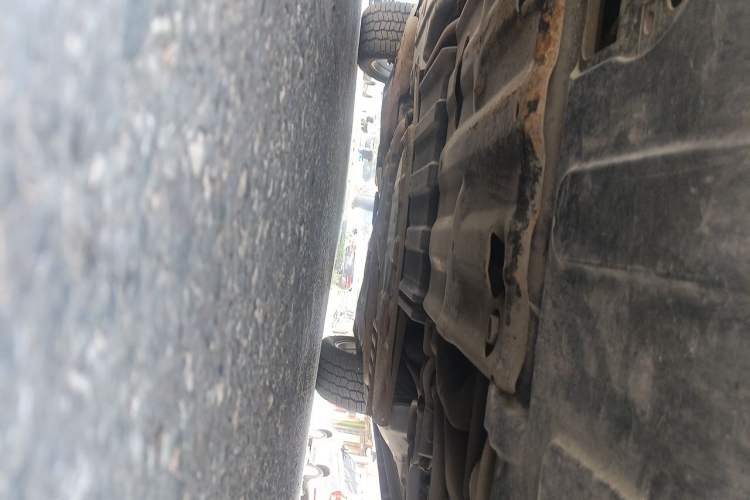 Used Jeep Grand Cherokee 2011 5.7L Flagship Navigation Edition Chassis Front