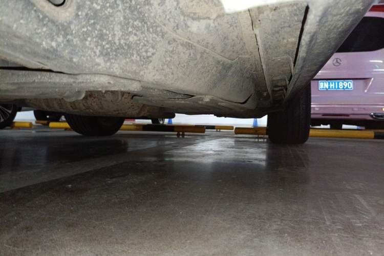 Used Jeep Grand Cherokee 2011 3.6L Flagship Edition Chassis Front Left