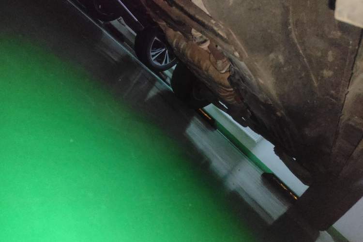 Used Jeep Grand Cherokee  Chassis Front Left