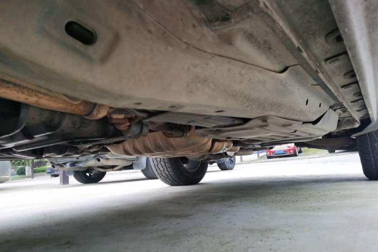 Used Jeep Grand Cherokee 2011 3.6L Luxury Navigation Edition Chassis Front Left