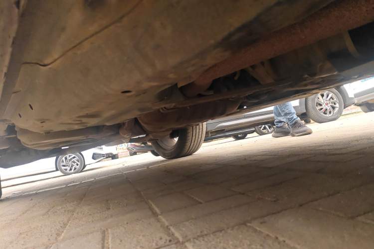 Used Jeep Grand Cherokee 2011 5.7L Flagship Navigation Edition Chassis Front Right