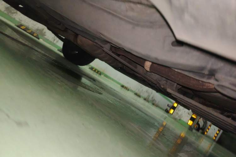 Used Jeep Grand Cherokee 2011 3.6L Luxury Edition Chassis Front Right