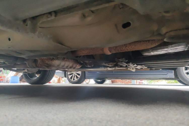 Used Jeep Grand Cherokee 2011 3.6L Flagship Edition Chassis Front Right
