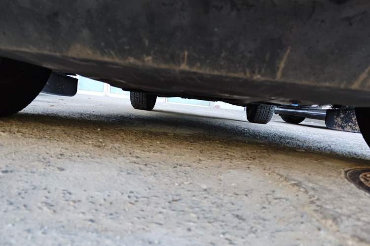 Used Jeep Grand Cherokee 2011 Revised Version 3.6L Comfort Edition Chassis Front