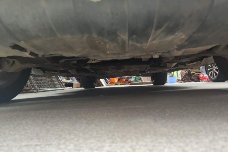 Used Jeep Grand Cherokee 2011 3.6L Flagship Edition Chassis Front