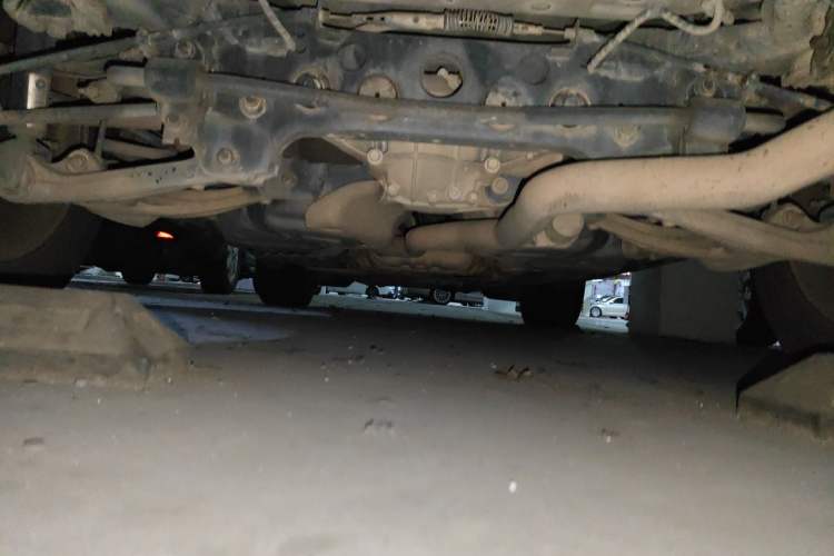 Used Jeep Grand Cherokee 2011 3.6L Luxury Edition Chassis Rear