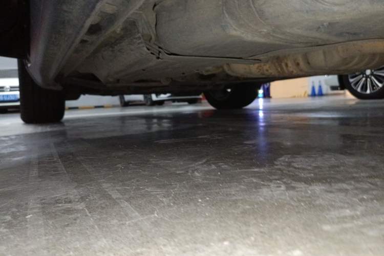 Used Jeep Grand Cherokee 2011 3.6L Flagship Edition Chassis Rear Left