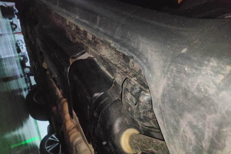 Used Jeep Grand Cherokee  Chassis Rear Left