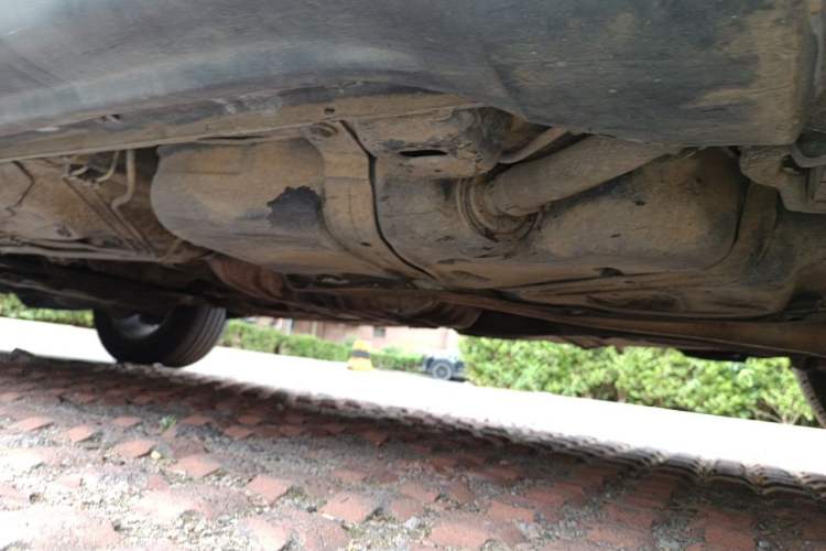 Used Jeep Grand Cherokee 2011 Revised 3.6L Classic Edition Chassis Rear Left
