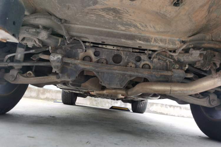 Used Jeep Grand Cherokee 2011 3.6L Luxury Navigation Edition Chassis Rear