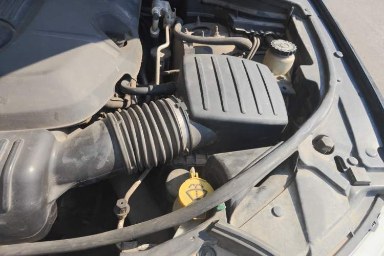 Used Jeep Grand Cherokee 2011 Revised Version 3.6L Comfort Edition Engine Bay Left